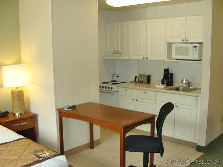 מאונט לאורל Extended Stay America Suites - Philadelphia - Mt Laurel - Pacilli Place מראה חיצוני תמונה